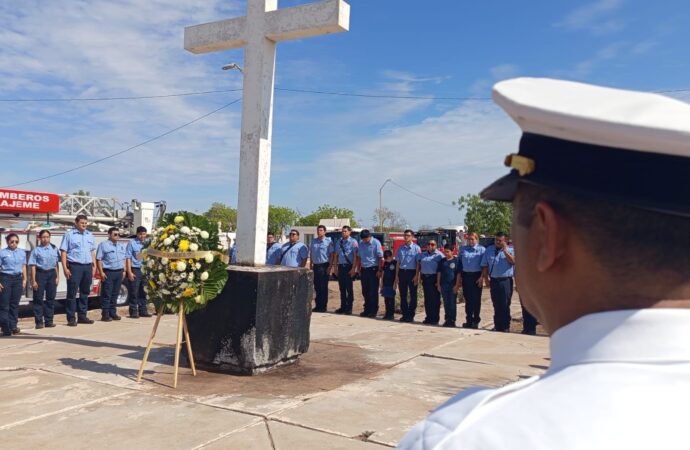 Bomberos de Cajeme conmemora su 77 aniversario