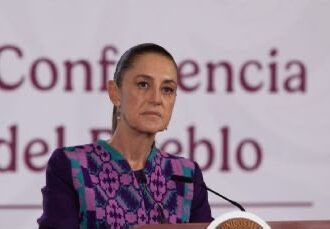 “La migración no debe criminalizarse”: Sheinbaum reacciona a muerte de mexicano en Florida