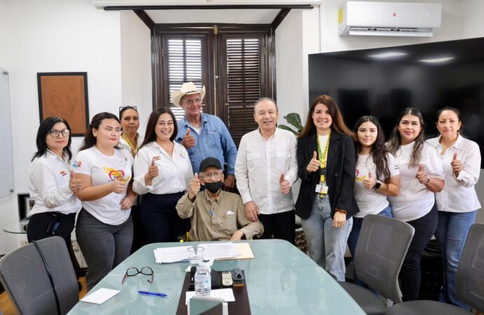 Levanta COVAFAM protesta frente al congreso tras llegar a acuerdo con el gobernador Durazo