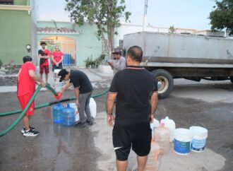 Mantienen operativo emergente con pipas en seis colonias de hermosillo