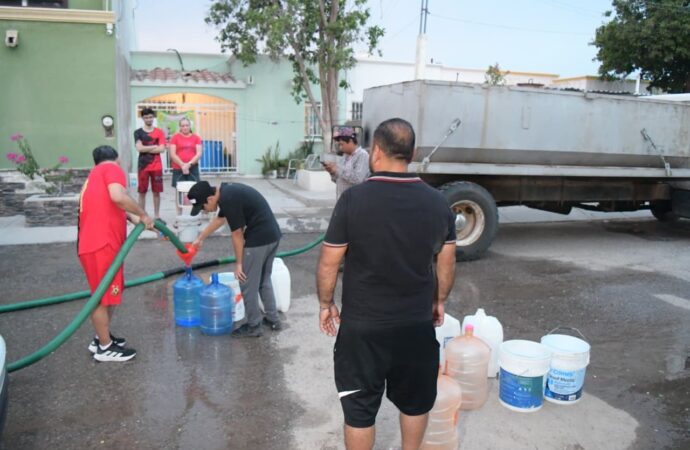 Mantienen operativo emergente con pipas en seis colonias de hermosillo