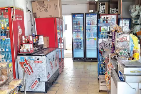 “Changarrros” buscan subsistir en las colonias de Sonora ante retos económicos