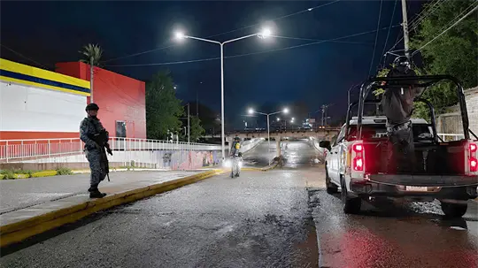 Monzón mexicano provoca apagones y daños urbanos en municipios del sur de Sonora