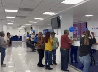Registran en Sonora largas filas por cancelación de líneas