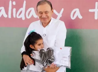 Más de 109 mil alumnos de Hermosillo recibirán uniformes escolares gratuitos para el ciclo 2026-2027