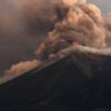 Evacúan comunidades en Guatemala tras intensificarse la actividad del Volcán de Fuego