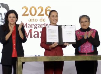 Sheinbaum firma decreto para ampliar el acceso a la información pública