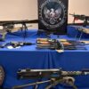 Desmantelan en Arizona red de tráfico de armas hacia México; hay 28 acusados y más de 100 armas decomisadas