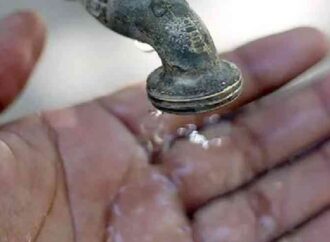 Fuertes vientos afectan el Acueducto Independencia y provocan baja presión de agua en Hermosillo