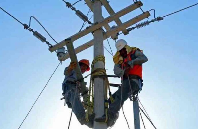 Refuerzan red eléctrica en Ciudad Obregón ante aumento en la demanda de energía