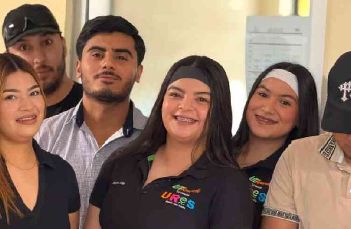 Invitan a estudiantes de UTH a solicitar beca para el cuatrimestre