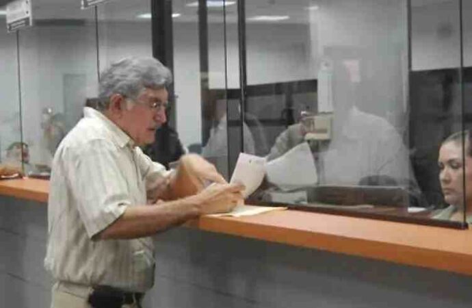 Llaman a regularizar revalidación vehicular y evitar que crezcan los adeudos