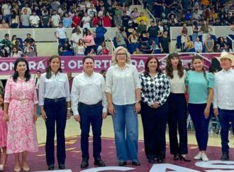 Sonora entrega 44 mil 500 becas a estudiantes universitarios durante 2026