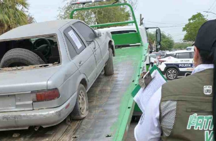 Supera meta Patrulla Verde de mil vehículos atendidos en situación de abandono
