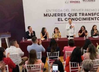 Premia Gobernador Durazo a mujeres investigadoras sonorenses por su aportación a la transformación social