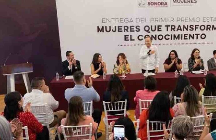 Premia Gobernador Durazo a mujeres investigadoras sonorenses por su aportación a la transformación social