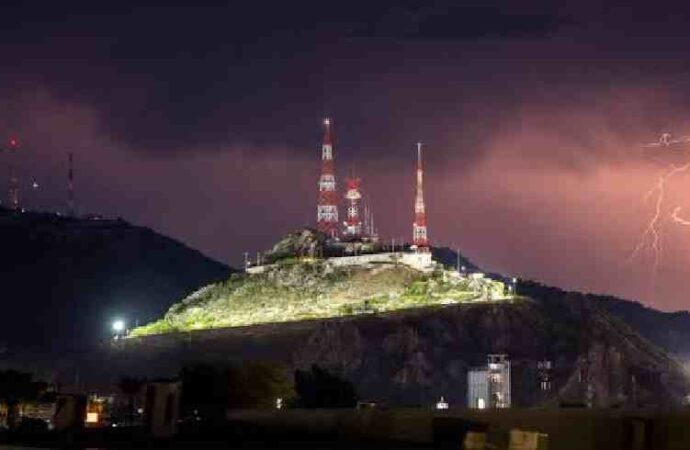 Alertan por posibles vientos fuertes y lluvias esta noche en Hermosillo
