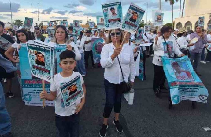 Marchan en Hermosillo por personas desaparecidas