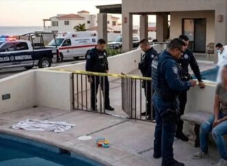 Detienen a niñera tras muerte de bebé ahogada en alberca de san carlos