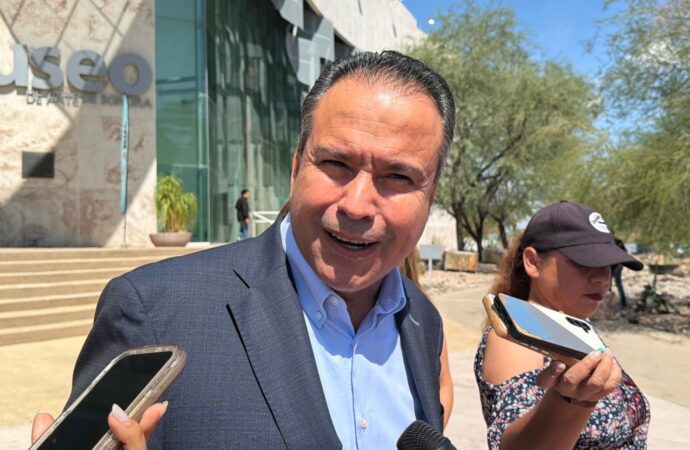 Astiazarán reconoce a Natalia Rivera y Rogelio Cota y responde a posible incorporación