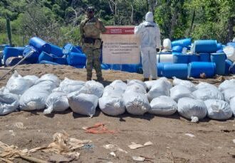 DEA destaca participación en decomiso de casi 17 toneladas de metanfetamina en Sinaloa