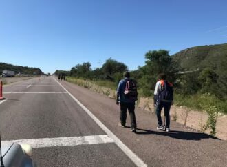Inician peregrinaciones a Magdalena de Kino; autoridades llaman a recorrer la ruta con precaución