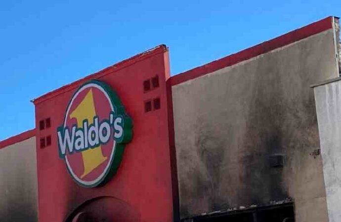 Sigue la atención a familiares de las víctimas del incendio de Waldo´s