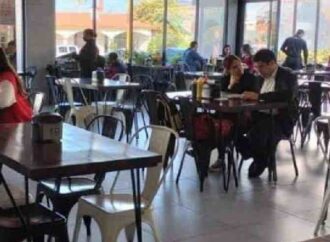 “Entre bajas ventas y recibos de luz de 38 mil pesos restaurantes enfrentan verano difícil