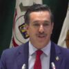 Propone David Figueroa la regulación del uso de teléfonos en escuelas