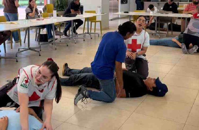 Invita Cruz Roja a curso de primeros auxilios; buscan preparar a ciudadanos para responder ante emergencias