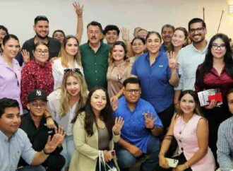 Becas reflejan el compromiso de la Transformación con las juventudes de Sonora: Javier Lamarque