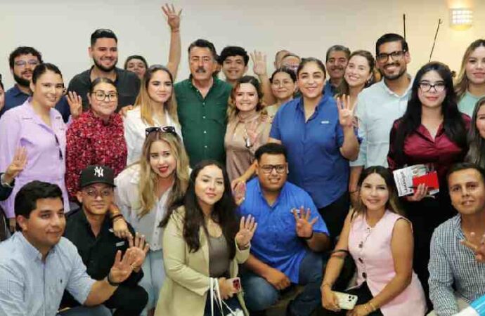 Becas reflejan el compromiso de la Transformación con las juventudes de Sonora: Javier Lamarque