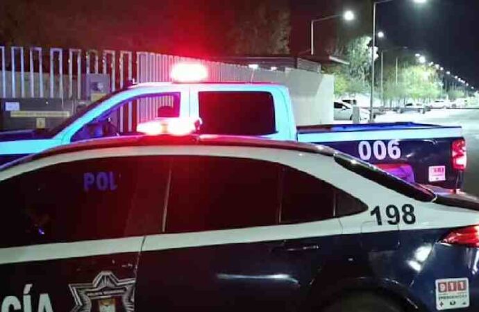 Detienen a tres jóvenes señalados por robo de cerveza en Bahía de Kino