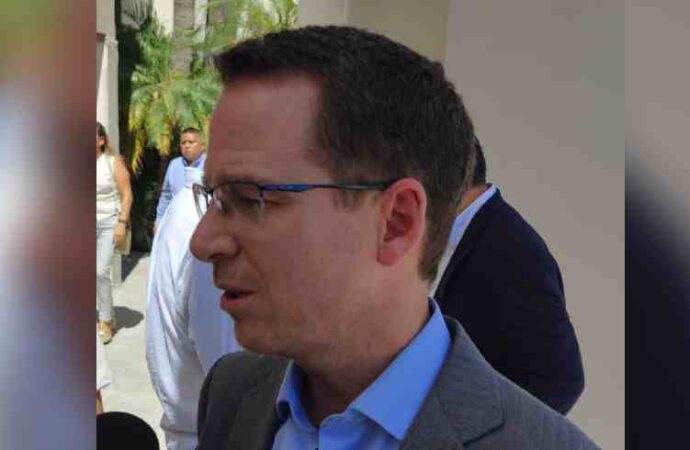 Destaca Ricardo Anaya la estrategia de seguridad de “Toño” Astiazarán