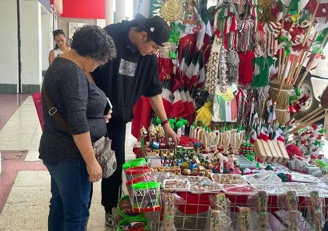 Prevén comerciantes sonorenses repunte de hasta 5% en ventas por fiestas patrias
