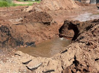 Directivos y personal de Oomapas de Cajeme realizan recorrido de inspección de daños tras las lluvias.