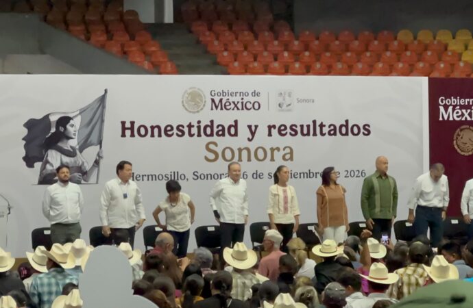 Claudia Sheinbaum presenta informe en Sonora; confía en reforma para prohibir doble nacionalidad a presidentes