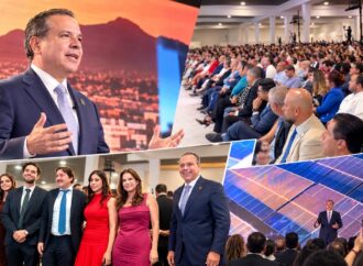 Toño Astiazarán presume resultados y músculo político en multitudinario informe