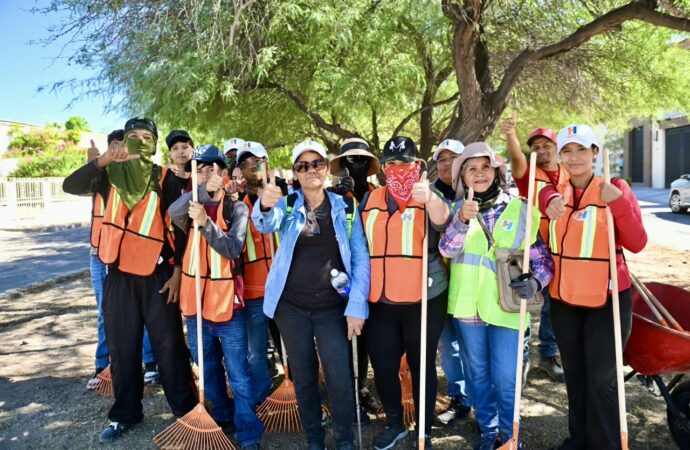 Realiza Ayuntamiento de Hermosillo limpieza en Vado del Río para mejorar el espacio público