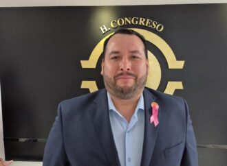 Promueve Manuel Scott que estudiantes reciban apoyos económicos por prácticas profesionales