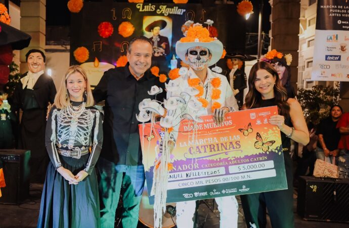 Más de 12 mil personas celebran la Marcha de las Catrinas en Hermosillo; Toño Astiazarán premia la creatividad y tradición