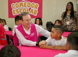 Garantiza Durazo alimentación escolar para estudiantes de Sonora; entrega más de 12.8 millones de raciones este año