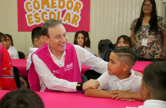 Garantiza Durazo alimentación escolar para estudiantes de Sonora; entrega más de 12.8 millones de raciones este año