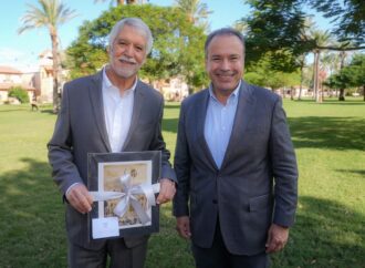 Enrique Peñalosa destaca transformación de espacios públicos y movilidad sustentable en Hermosillo