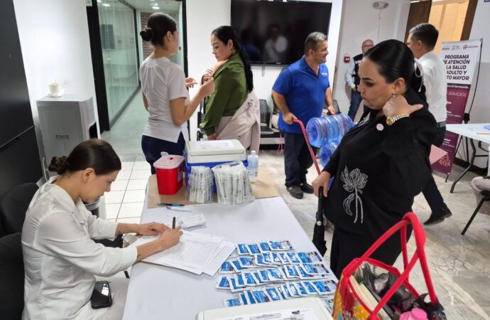 Llevan jornada médica y de aplicación de vacunas al Congreso de Sonora