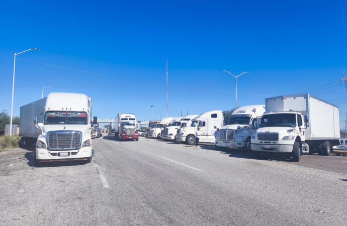 Transportistas de Sonora se suman a movilización nacional para exigir seguridad en carreteras