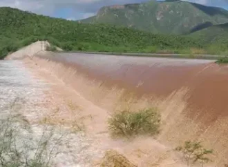 Presa El Veranito alcanza su capacidad y genera escurrimientos en Navojoa