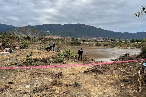 Familia de Hermosillo pide apoyo tras perder a cinco integrantes en inundación de Ensenada