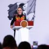 Sheinbaum garantiza apoyos fiscales al 94% de los transportistas; ajuste en peajes se concentrará en grandes empresas