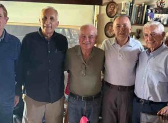 Expresan panistas respaldo a Ernesto Ruffo durante visita en Ensenada